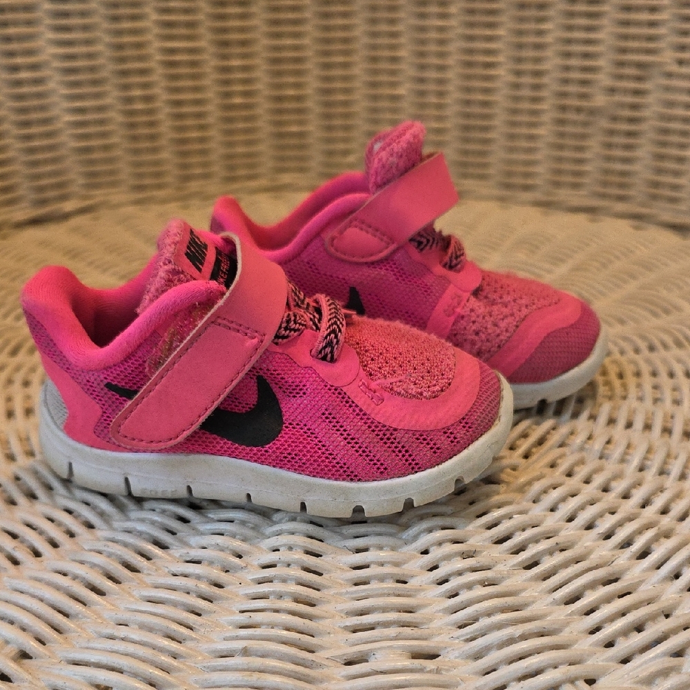 Nike Kids Pink and Black Sneakers
